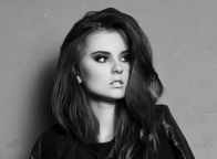 Autor: Paulina Lipińska &bull;&nbsp;Session: Wear it rebel &bull;&nbsp;Model: Dominika / Free Models &bull;&nbsp;Makeup: Maja OgonowskaAutor: Paulina Lipińska &bull;&nbsp;Session: Modern Doll &bull;&nbsp;Model: