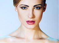 Autor: Wiktoria Szeląg, absolwentka &bull;&nbsp;Model: Maria Witeska