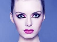 Autor: Wiktoria Szeląg, absolwentka &bull;&nbsp;Model: Anna Paćkowska