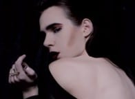 Paulina Lipińska FotoII &bull;&nbsp;Absurde Feminin &bull;&nbsp;MODEL: Marzena / Orange Models &bull;&nbsp;MUA i WŁOSY: Emilia Grzegorzewska &bull;&nbsp;DESIGNER: Ewelina Kozłowska &bull;&nbsp;BIŻUTERIA: Róża T