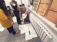 Warsztaty rysunkowe z rysowania postaci ludzkich prowadzone przez Marię Orzewską - IV 2025 r.; fot. Grzegorz Rusinek